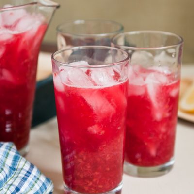 Raspberry Rhubarb Lemonade