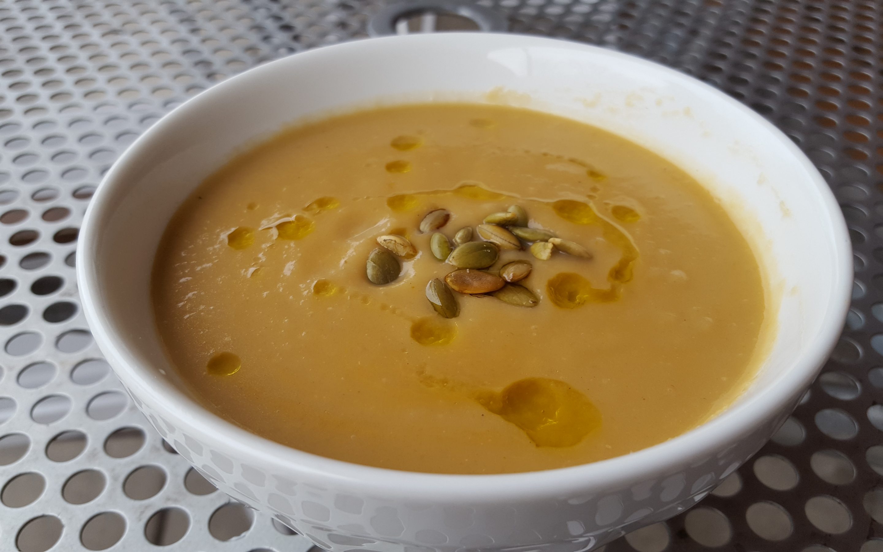 Sunchoke Soup with Pepitas