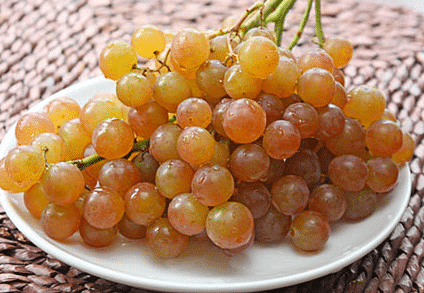 muscat grapes for sale at Zupan's on Burnside