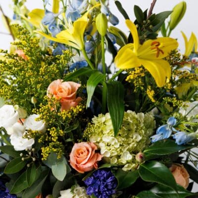 Valentine's Day Grand Garden Bouquet
