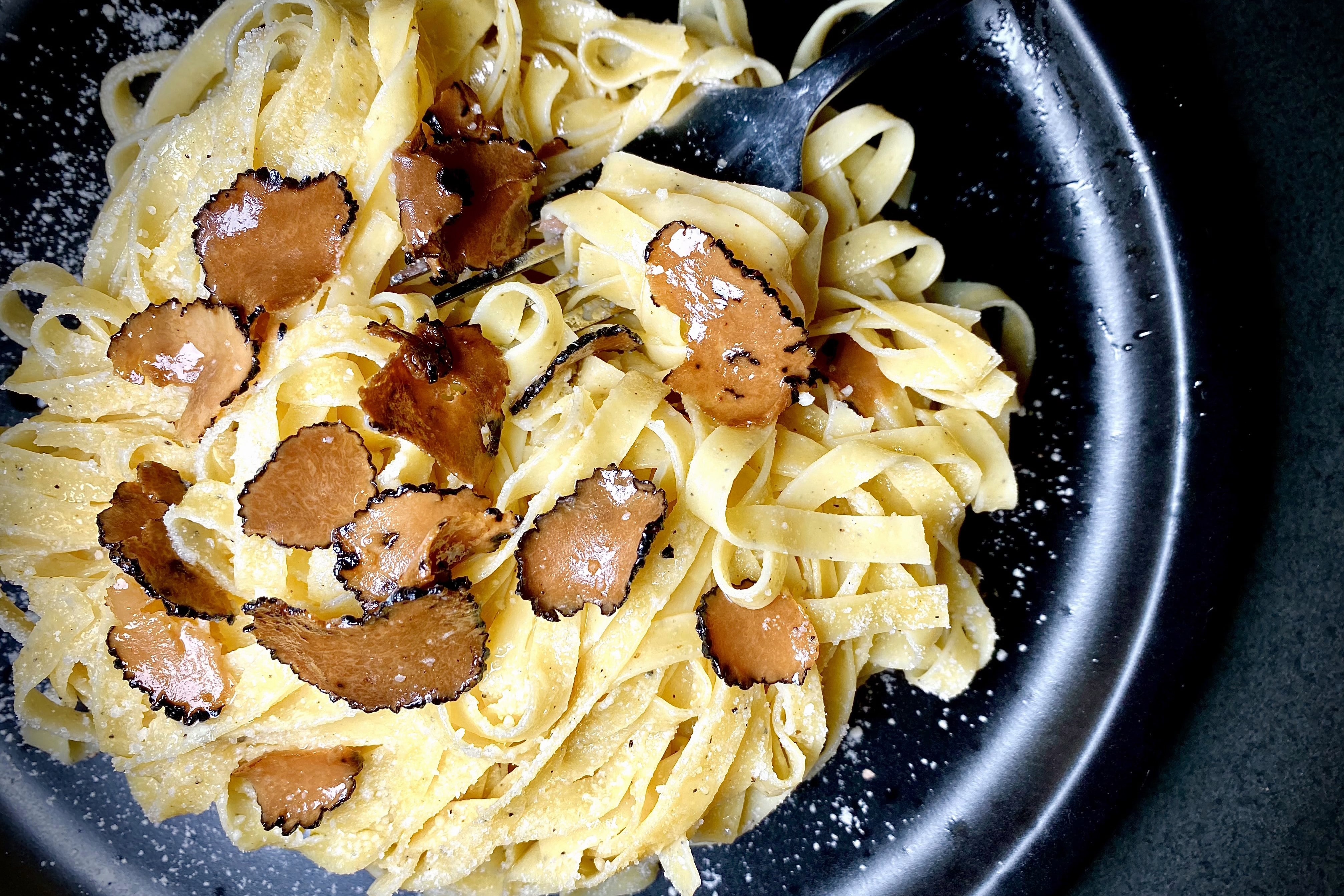 Tagliatelle con Tartufo (Tagliatelle with truffle)