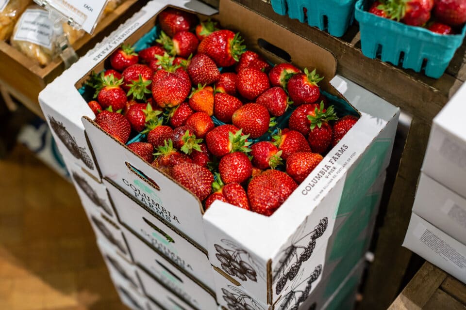 Columbia River Farms strawberry palet