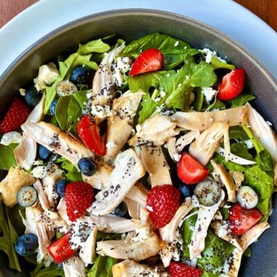 Berry spinach salad