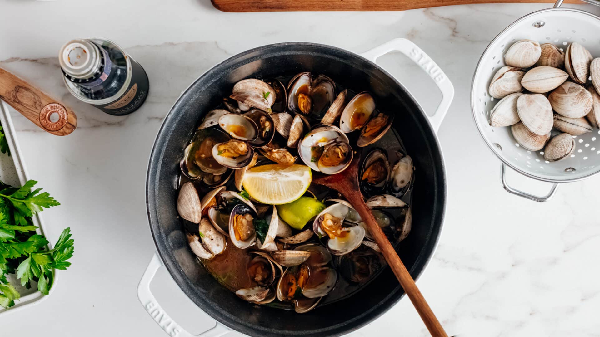 SakeSoy Steamed Clams