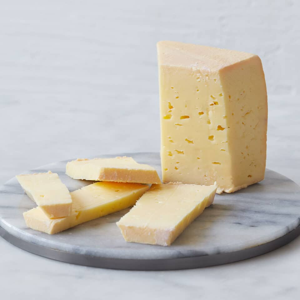 Wiggensbach red casanova cheese