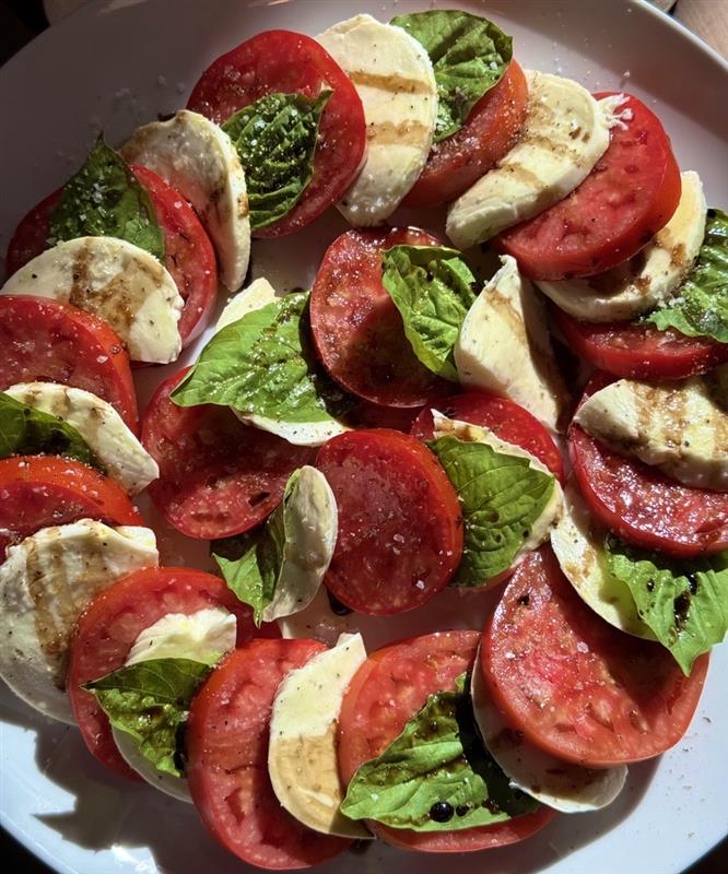 Craprese salad with mozzarella, tomato, and basil