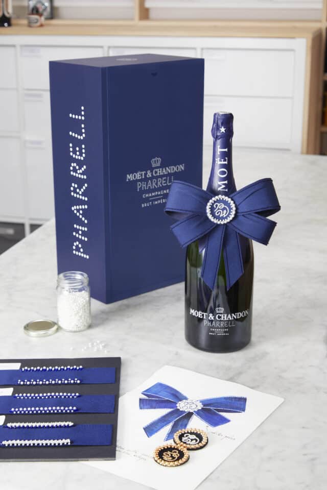 Moet bow capsule collection midnight blue box set